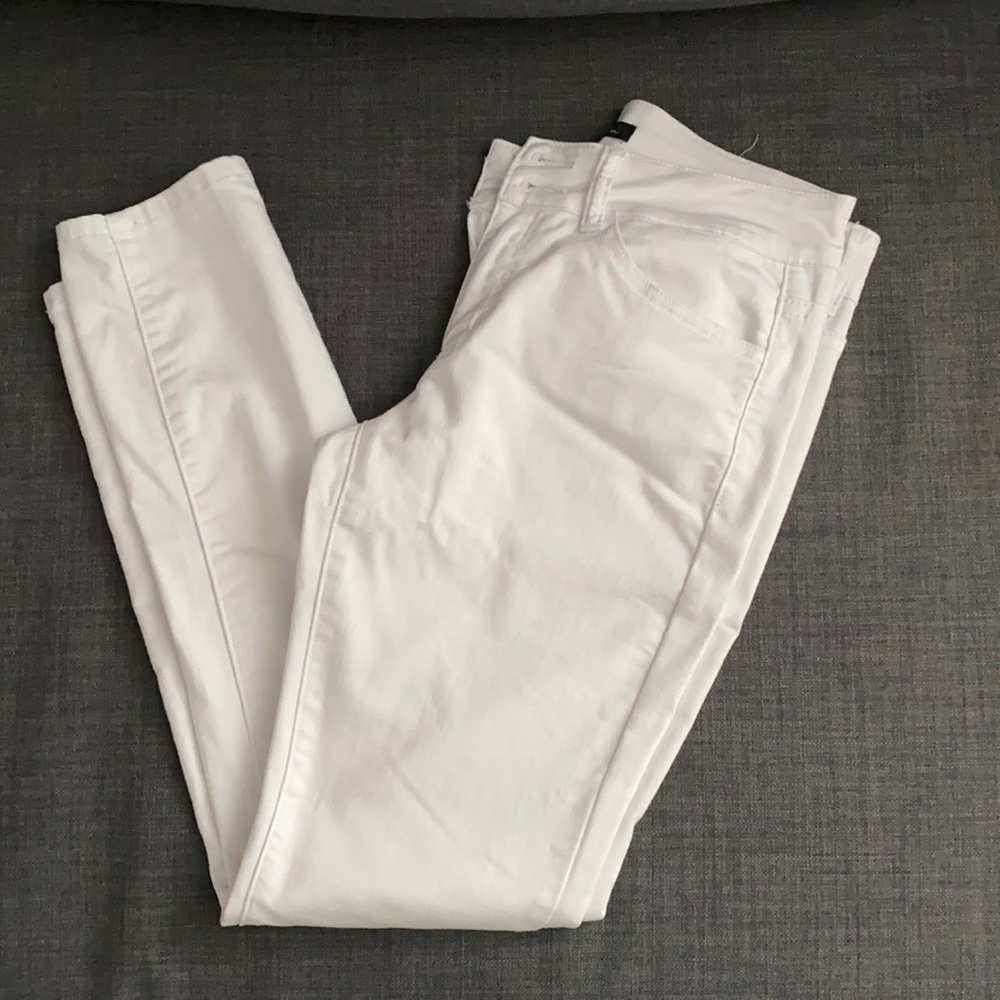White kancan jeans